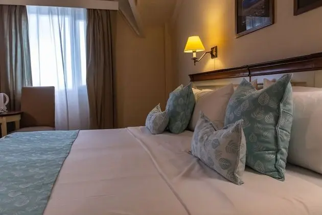 Standard Oda, 1 Büyük (Queen) Boy Yatak