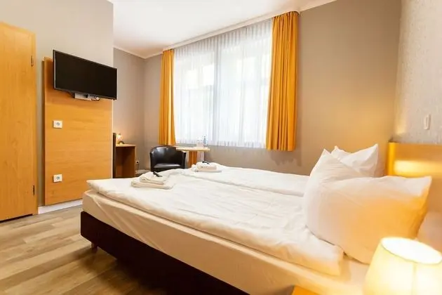 Tek Büyük Yataklı Oda