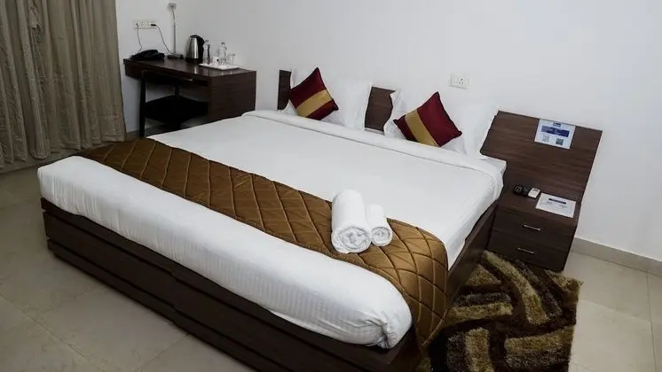 Deluxe Tek Büyük Yataklı Oda