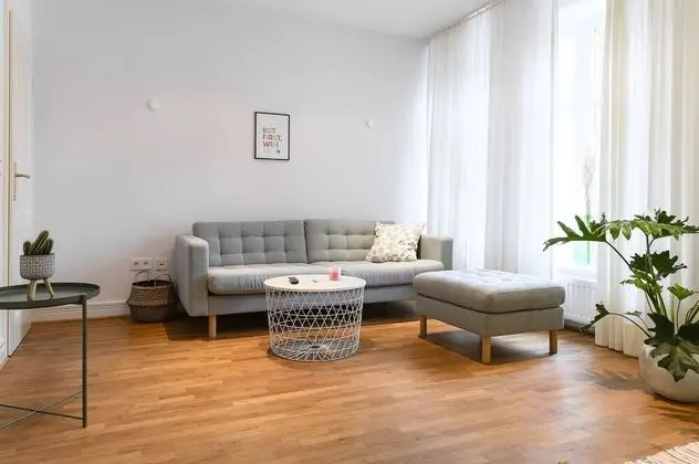 Apart Daire, Zemin Kat