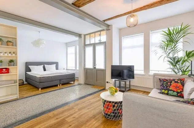 Apart Daire, Zemin Kat