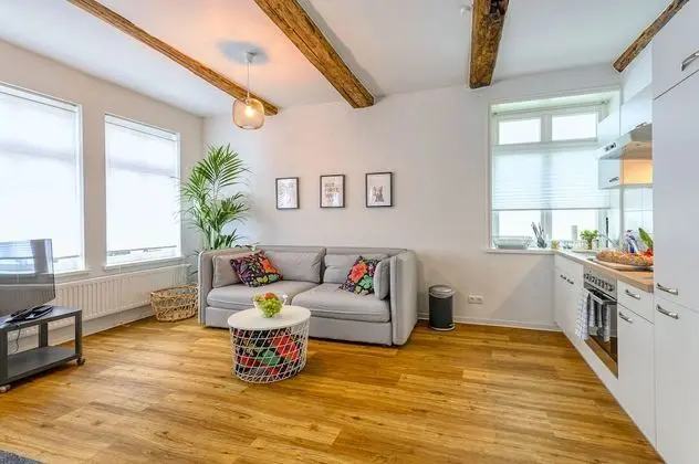 Apart Daire, Zemin Kat