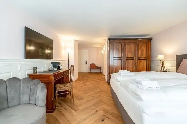 Deluxe Tek Büyük Yataklı Oda