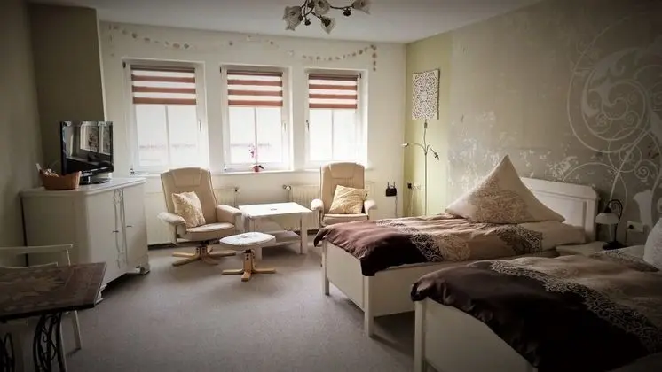 Classic Tek Büyük Yataklı Oda (klein)