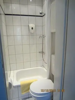 Standard Tek Büyük veya İki Ayrı Yataklı Oda