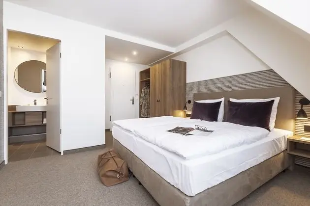 Comfort Tek Büyük Yataklı Oda