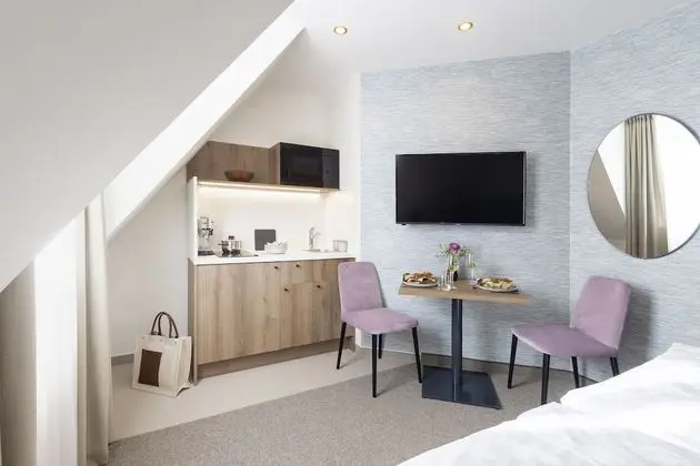 Comfort Tek Büyük Yataklı Oda