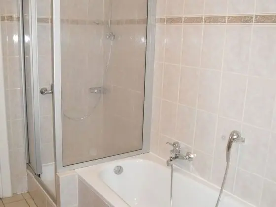 Apart Daire, Banyolu/Duşlu (Habert)