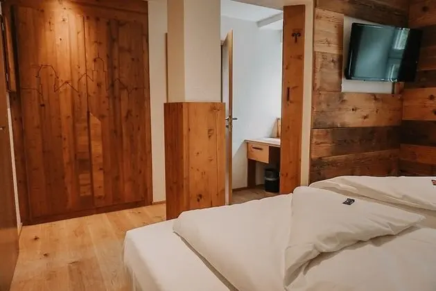 Economy Tek Büyük Yataklı Oda