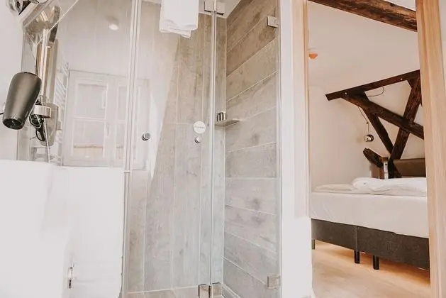 Economy Tek Büyük Yataklı Oda