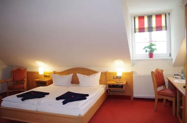 Comfort Tek Büyük Yataklı Oda