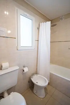 Traditional Tek Büyük Yataklı Oda
