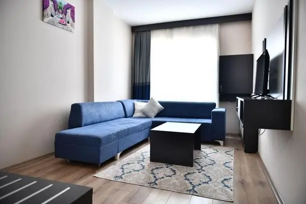 1+1 Suite, Dağ Manzaralı, Fransız Balkonlu