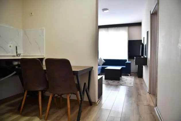 1+1 Suite, Dağ Manzaralı, Fransız Balkonlu