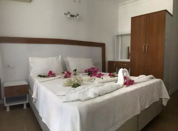 Çift Kişilik, Kara veya Havuz Manzaralı