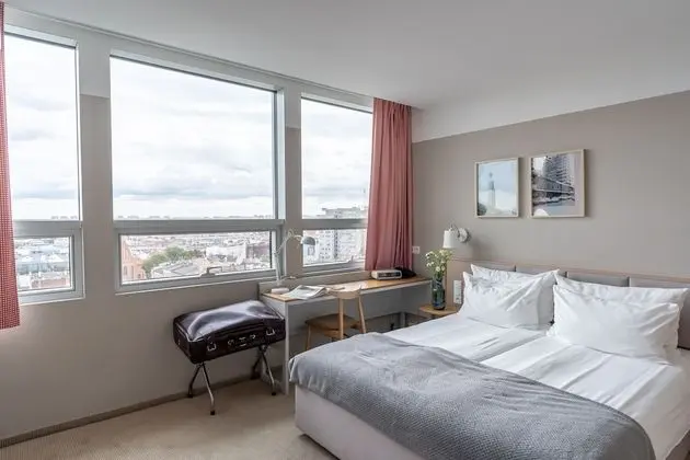 Superior Tek Büyük Yataklı Oda, Şehir Manzaralı