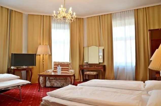 1 Çift Kişilik Veya 2 Tek Kişilik Yatak Deluxe