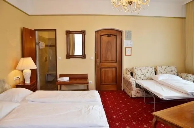 1 Çift Kişilik Veya 2 Tek Kişilik Yatak Deluxe