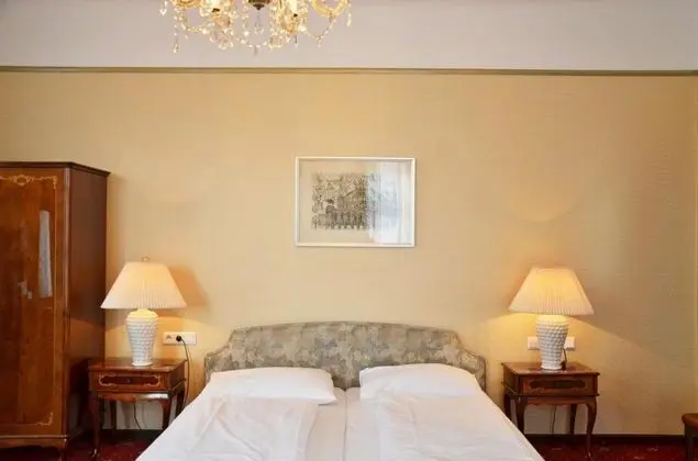 1 Çift Kişilik Veya 2 Tek Kişilik Yatak Deluxe