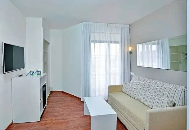 Family Tek Büyük Yataklı Oda, Balkon, Deniz Manzaralı (2 Adults)