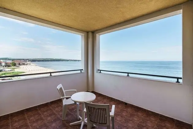 Double XS Sea View (2 Adults)
