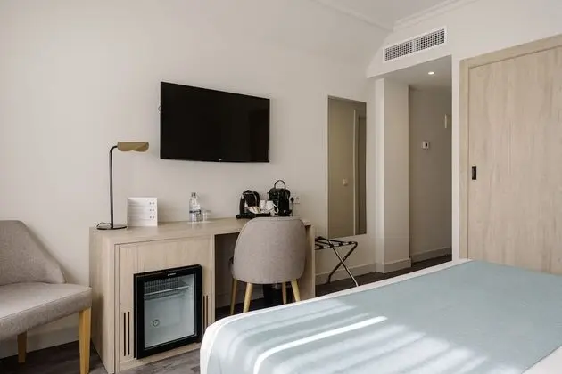 Double Premium with Bali Beds (2 adults)
