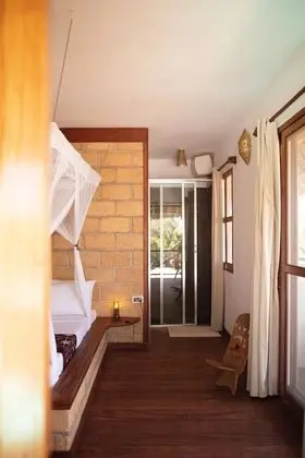 Comfort Tek Büyük Yataklı Oda, Havuz Manzaralı