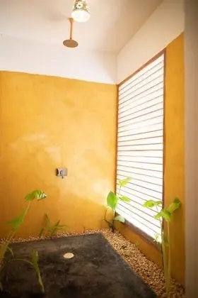 Comfort Üç Kişilik Oda, Bahçe Manzaralı