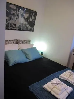 Tek Büyük Yataklı Oda, Ortak Banyo