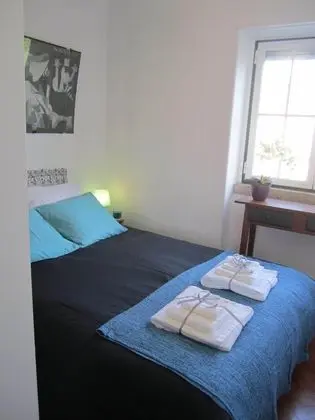 Tek Büyük Yataklı Oda, Ortak Banyo