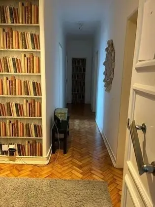 Tek Büyük Yataklı Oda, Ortak Banyo