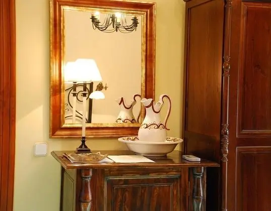 Basic Tek Büyük Yataklı Oda