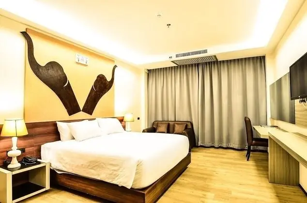 Deluxe Tek Büyük Yataklı Oda