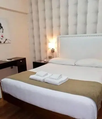 Tek Büyük Yataklı Oda