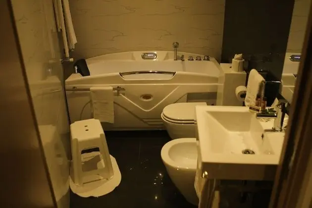 Superior Tek Büyük veya İki Ayrı Yataklı Oda, Sıcak Su Küveti