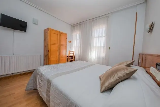 Tek Büyük Yataklı Oda