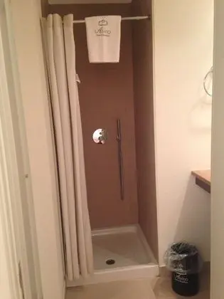 Basic Tek Büyük Yataklı Oda, 1 Yatak Odası, Özel Banyo