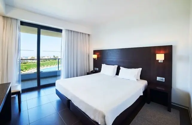 Premium Suite, Pool View (3 Adults)