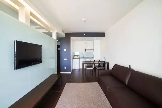 Prestige Suite, Pool View  (2 Adults and 1 Child)