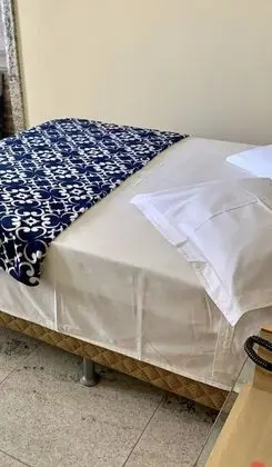 Economy Tek Büyük Yataklı Oda