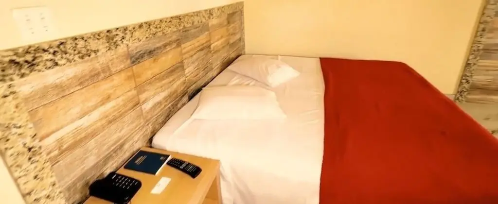 Economy Tek Büyük Yataklı Oda