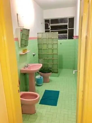 Economy Tek Büyük Yataklı Oda