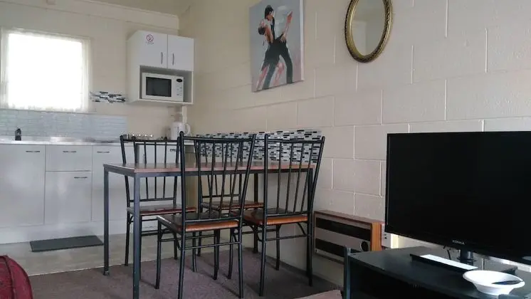 Family Oda, Sigara İçilmez, Küçük Mutfak (1 Bedroom Family Unit - B)