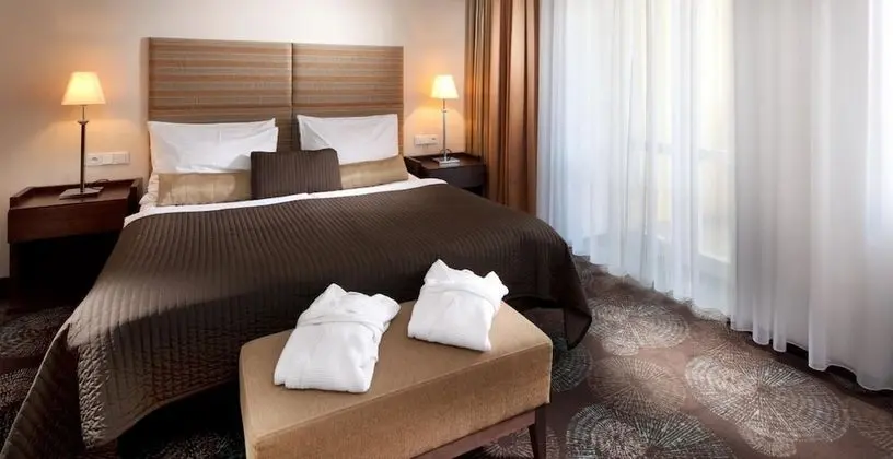 Comfort Tek Büyük Yataklı Oda