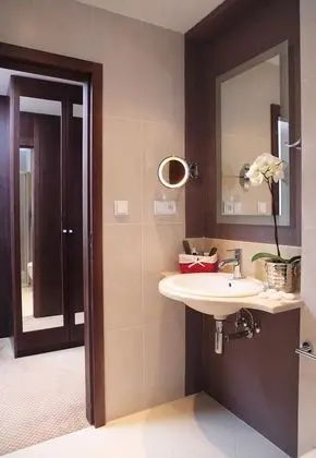 Comfort Tek Büyük Yataklı Oda