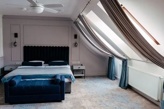 Deluxe Tek Büyük Yataklı Oda