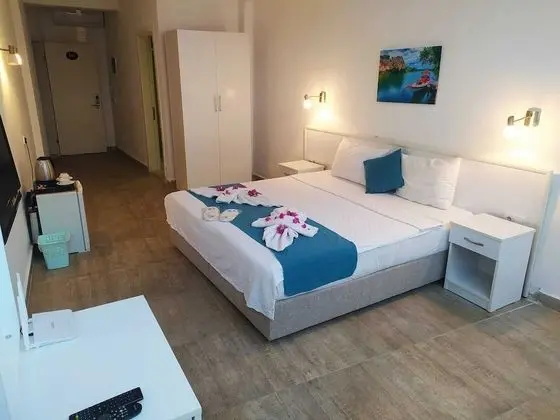 Economy Semi-Basement Room Without Balcony