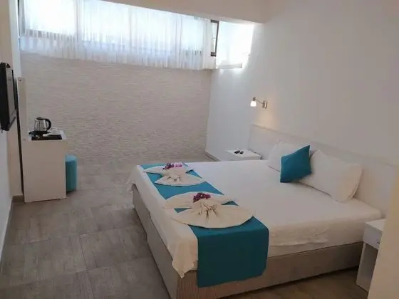 Ekonomik Çift Kişilik  – Yarı Bodrum Kat – Balkonsuz