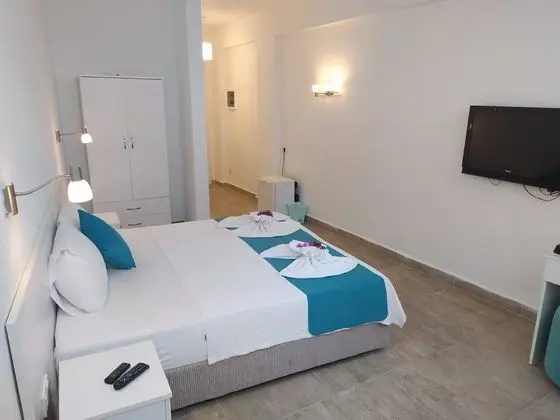 Ekonomik Çift Kişilik  – Yarı Bodrum Kat – Balkonsuz