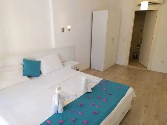 Standard Tek Büyük Yataklı Oda, 1 Çift Kişilik veya 2 Tek Kişilik Yatak, Balkon/Veranda